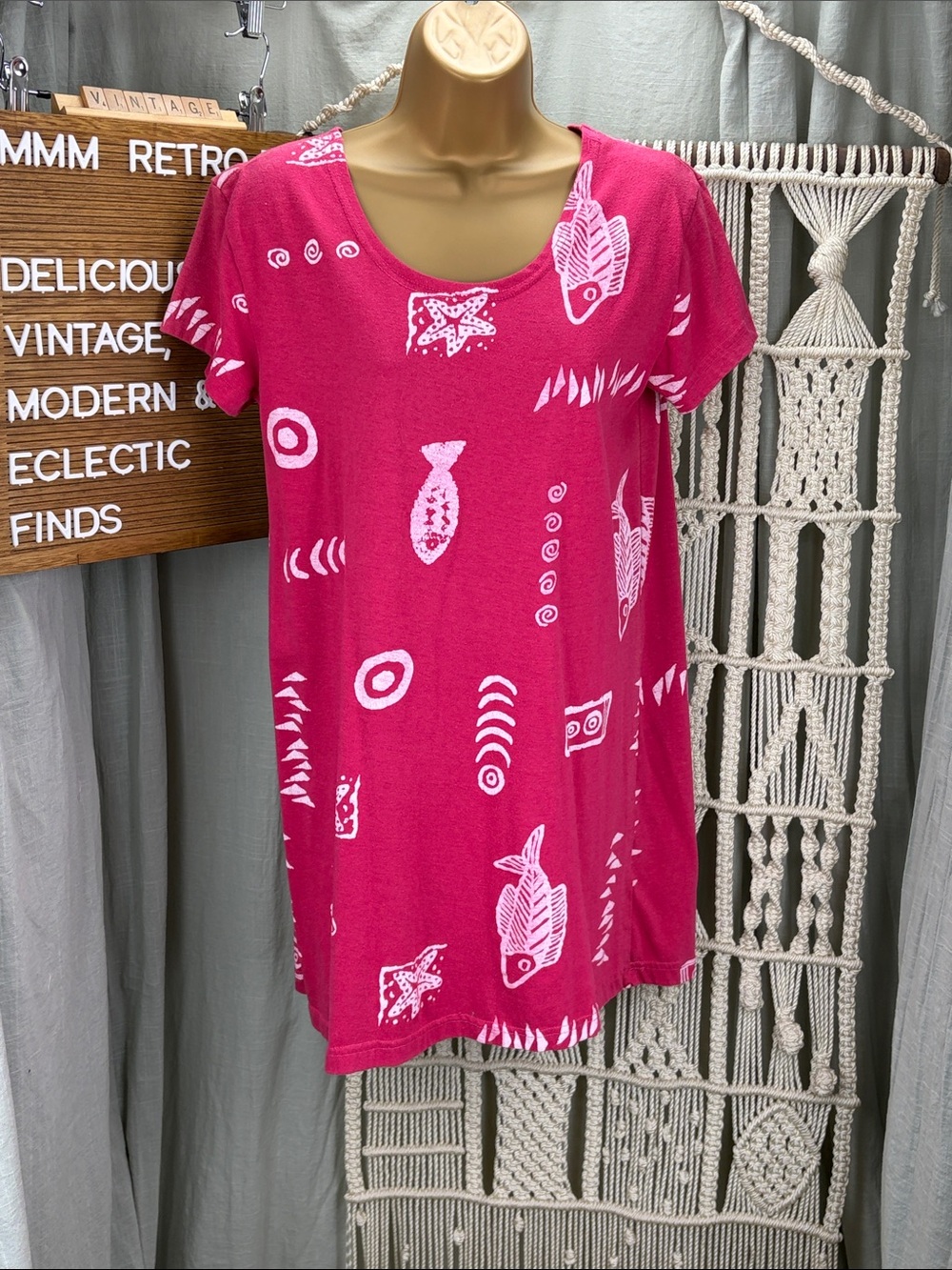 Vintage 90s Exist Hot Pink with Beachy Print Short Sleeve T-shirt Dress | S